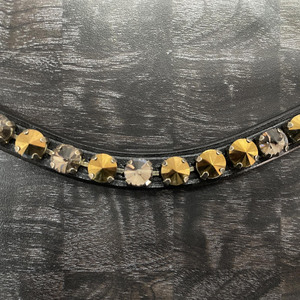 Banda para cejas de caballo de cuero indio en forma de U de alta calidad con 3 filas de mano de obra de cristal de vidrio más fina - Product Image 1