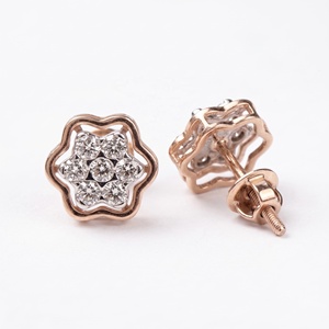 ต่างหูเพชรทรงดอกไม้สองสีทองคำแท้ 14K ขายส่ง Memoria Jewels - Product Image 1