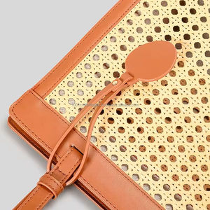 กระเป๋าหวายทำด้วยมือธรรมชาติกระเป๋าฟางแบบยั่งยืนสำหรับผู้จำหน่ายบูติกรีสอร์ทจากเวียดนาม - Product Image 2