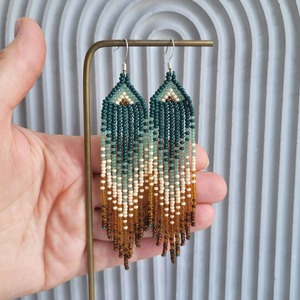 Boucles d'oreilles pendantes exclusives faites à la main avec breloques perlées, bijoux classiques en turquoise pour femmes au meilleur prix, boucles d'oreilles à perles pour femmes - Product Image 5