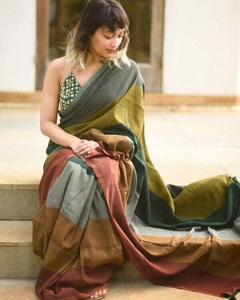 Sari en coton et lin Kanjivaram imprimé KV pour femmes - Vêtement traditionnel pour les fêtes (Multicolore Automne) - Product Image 5