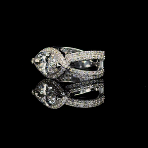 Anillo de Oro de Doble Banda con Diamantes de Corte Marquesa de Lujo para Mujer, Certificado IGI, Elegante Anillo de Compromiso o Boda de Diseñador - Product Image 1