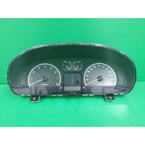Paneles de Instrumentos Usados Optima 940033C675 - Product Image 1