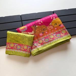 VASTRA COTTAGE Saree de Seda Suave con Jacquard Jari en Toda la Prenda y Estampado Digital Kalamkari, Saree de Diseño con Blusa con Ribete Doori - Product Image 1