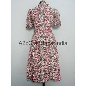 Vestido Midi de Mujer, Diseño Indio Hecho a Mano, 100% Algodón, Estampado Floral, Corte en A, Cuello en V, Mangas Cortas, Bolsillos, Decoración con Botones - Product Image 6