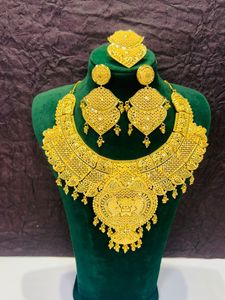 Conjunto de Collar y Pendientes Étnicos Chapados en Oro con Diseño Floral Geométrico para Mujer, Joyería de Boda, Pieza Destacada - Product Image 1