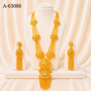 MOLL JEWELLERS Conjunto de Collar de Boda de Diseño Exclusivo Chapado en Oro de 24K con Zirconia, Joyería Nupcial India Certificada por Terceros A-63086 - Product Image 1