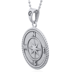 จี้รูปพระอาทิตย์ดีไซน์ทันสมัย ทำจากเงินแท้ 925 รุ่น Timeless Compass - Product Image 2