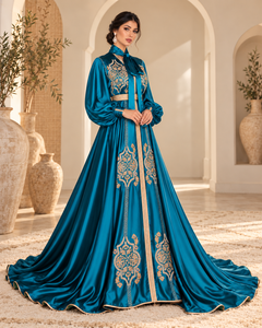 Caftán Marroquí Elegante de Terciopelo Verde Pavo Real Mishkat Couture con Bordado Dorado, Mangas Largas, Cuello en V, Vestido Maxi, Pañuelo para Fiesta Musulmana - Product Image 3