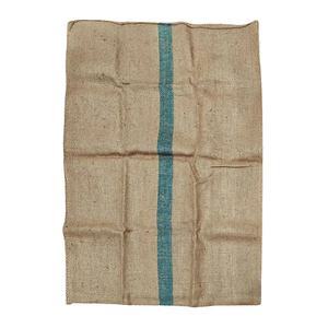 Sac en jute standard léger, tissé en fibres naturelles, pour l'emballage des céréales, des aliments, des produits agricoles, le stockage et les matériaux en vrac - Product Image 1