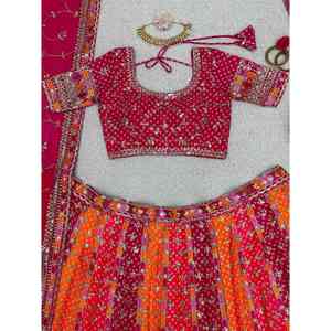 TENDANCE GEORHETTE DIGITAL PRINT THREAD SEQUENCE WORK LEHENGA CHOLI AVEC DEUX DUPATTA ROSE - Product Image 2