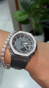 นาฬิกาข้อมือผู้ชายสุดหรูหน้าปัดสีดำทรงกลมแบบสปอร์ตควอตซ์อนาล็อกดิจิตอลพร้อมกรอบประดับเพชร - Product Image 3