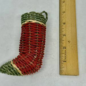 Cesta Decorativa Navideña en Forma de Bota, Tejida a Mano con Mimbre Vintage (Rojo, Verde y Natural) para Decoración Rústica Navideña - Product Image 4