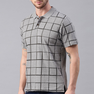 Camiseta de Hombre con Cuello Alto y Botones Frontales, 100% Algodón, Antiarrugas, con Logotipo Bordado Personalizable, Hecha en Sialkot - Product Image 2