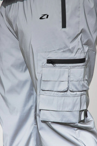 Pantalones Cargo de Nailon Reflectante para Hombre, Pantalones Utilitarios con Múltiples Bolsillos, Dobladillo Ajustable, Ropa Urbana, Fabricación Personalizada, Suministro de Fábrica - Product Image 4