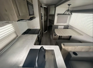 2020 2022 2024 F-o-r-e-s-t R-i-v-e-r Surveyor 276BHLE Camping-car, Caravane, Autocaravane, Maison mobile - Product Image 2