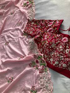 Sari de organza de diseñador para mujer |   Sari de Fiesta con Bordado Floral y Blusa con Bordado Intenso |   Sari de Boda Premium - Product Image 4