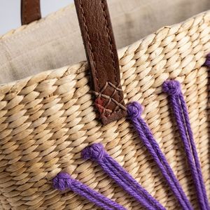 Bolso de Viaje de Paja Tejida para Mujer con Fresa Bordada, Borla Morada y Detalles en Lavanda, Correa de Cuero Marrón para Atuendos Casuales de Playa - Product Image 2