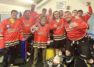 Direct industrie personnalisé laine Bomber Varsity veste pleine Snap Letterman deux tons sweat à capuche en gros dans le monde entier nouveau design - Product Image 4