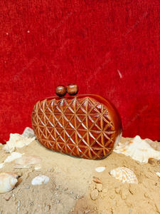 กระเป๋าคลัทช์ไม้แกะสลักสุดหรู พร้อมลวดลายเรขาคณิต ดีไซน์เนอร์สำหรับงานเลี้ยงตอนเย็น งานแต่งงาน กระเป๋าทรงแข็ง - Product Image 4