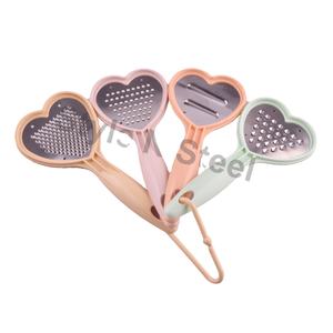 ที่ขูดสเตนเลสแบบ4ทางรูปหัวใจพร้อมที่จับ PP ดีไซน์คลาสสิก - Product Image 1