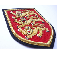 Badges brodés à la main personnalisés, insignes d'uniforme, patchs brodés, badges logo, fabricant OEM ODM en gros