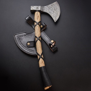 Hacha Vikinga de Damasco Hecha a Mano con Mango de Madera y Cuero, Forjada a Mano, 24 Pulgadas, para Camping, Bushcraft y Supervivencia - Product Image 3