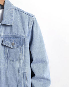 Chaqueta de Mezclilla Azul Claro para Hombre, Personalizada, de Alta Calidad, Corte Ajustado, Estilo Vintage, Ropa de Calle, Venta al Por Mayor - Product Image 4