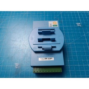 Convertidor de Comunicación Aislado Advantech ADAM-4520 Usado Como Pieza de Repuesto de Equipo Semiconductores Legado - Product Image 1