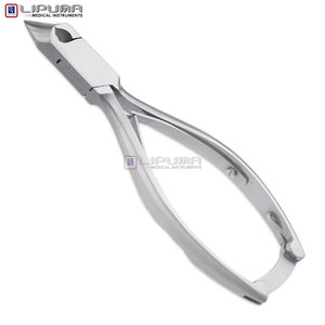 Pince à cuticules durable avec lames en acier inoxydable pour une élimination nette des cuticules et un soin lisse des ongles - Product Image 1