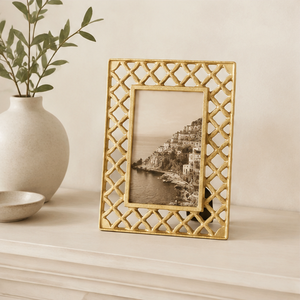 Cadre photo de luxe en métal découpé motif treillis, en aluminium moulé doré antique, décoratif de table, vente en gros, personnalisable - Product Image 6