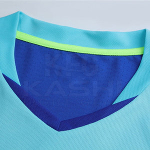 Uniforme de Fútbol Hecho con Material Transpirable que Absorbe el Sudor, Diseñado para Mantener a los Jugadores Adultos en Estado de Frescura y Secura Durante Partidos Intensos - Product Image 3