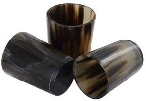 Verres à vin en cristal à pied court, élégants et créatifs, de bonne qualité, avec base en corne grise, inspirés du koi, pour les fêtes, par MULTI CRAFT - Product Image 5