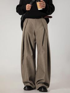 Pantalones Anchos Plisados de Estilo Japonés para Hombre, Pantalones Holgados de Primera Calidad con Corte Relajado - Product Image 1