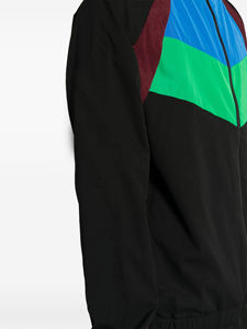 Custom Organic Cotton Winter Tracksuit <b>Wind</b> <b>Breaker</b> Zip up Hoodie Shorts Set Eco-Friendly Lightweight Men's Windbreaker - Product Image 4