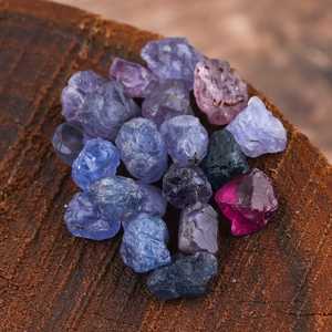 Lot de 25 pierres précieuses naturelles de spinelle bleue de haute qualité, brutes, lisses, non polies, 6-8 mm, pour la fabrication de bijoux, forme brute - Product Image 4