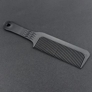 Peigne de barbier personnalisé en fibre de carbone pour coupe de cheveux professionnelle, avec logo et couleur au choix - Product Image 4
