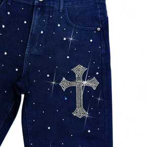 Shorts en jean délavé avec strass, coupe ample unisexe, style streetwear décontracté, très demandés en gros - Product Image 2