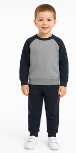 Ensemble de survêtement col rond pour enfants – Sweat-shirt et pantalon de jogging – Tissu en mélange de coton ultra-doux, coupe extensible idéale pour jouer - Product Image 1