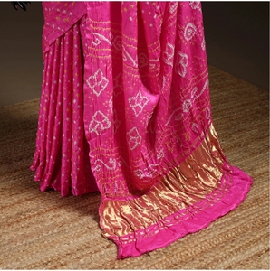 Sari artisanal en pure soie Gajji, style Bandhej, traditionnel du Rajasthan, teinture tie-dye, pour mariée - Product Image 4
