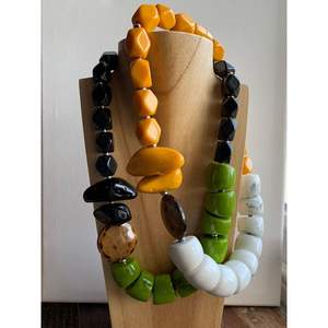 Collier minimaliste en résine et bois pour les amateurs de bijoux modernes, fournitures de perlage - Product Image 4