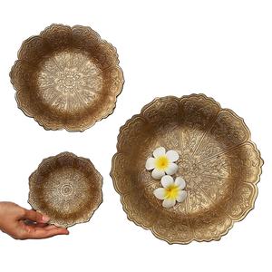 Bols floraux en laiton étonnants dans les articles ménagers décoratifs pour la table du fabricant indien au meilleur prix - Product Image 1