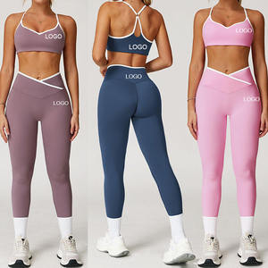 Ensemble de yoga élégant pour femmes, marron, avec haut court à manches longues et leggings taille haute longs, vêtements de sport sans coutures - Product Image 1