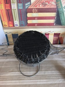 Vintage shape wire metal and plastic woven rattan chicken <b>egg</b> <b>storage</b> basket with carry handles - Product Image 3