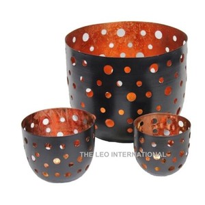 Par de portavelas de metal brillante, adecuados para decoración de bodas con temática ecológica y accesorios de iluminación - Product Image 4