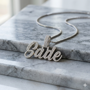 SHRAMAN DIAMOND Collar de Plata 925 con Letra Inicial Cursiva Personalizada, Estilo Hiphop, con Diamantes Cultivados en Laboratorio - Product Image 1