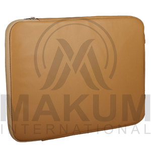Brown Leather <b>Laptop</b> <b>Sleeve</b> Case with Quilted Pattern and Zipper Closure - Product Image 2