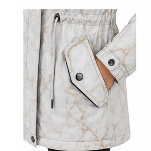 Manteau parka élégant pour femme avec capuche, silhouette longue, coupe respirante et coupe-vent pour un usage décontracté - Product Image 5