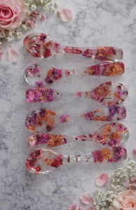 ช้อนเรซิ่นทำมือพร้อมเคลือบเงาอย่างหรูหราสำหรับการรับประทานอาหาร การคน และการเสิร์ฟ คอลเลกชันเครื่องใช้บนโต๊ะอาหารเรซิ่นคุณภาพพรีเมียม - Product Image 2