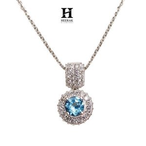 Pendentif classique rond en diamant halo, élégant collier en pierre précieuse bleue, bijoux fins de qualité supérieure pour les détaillants et les boutiques - Product Image 1